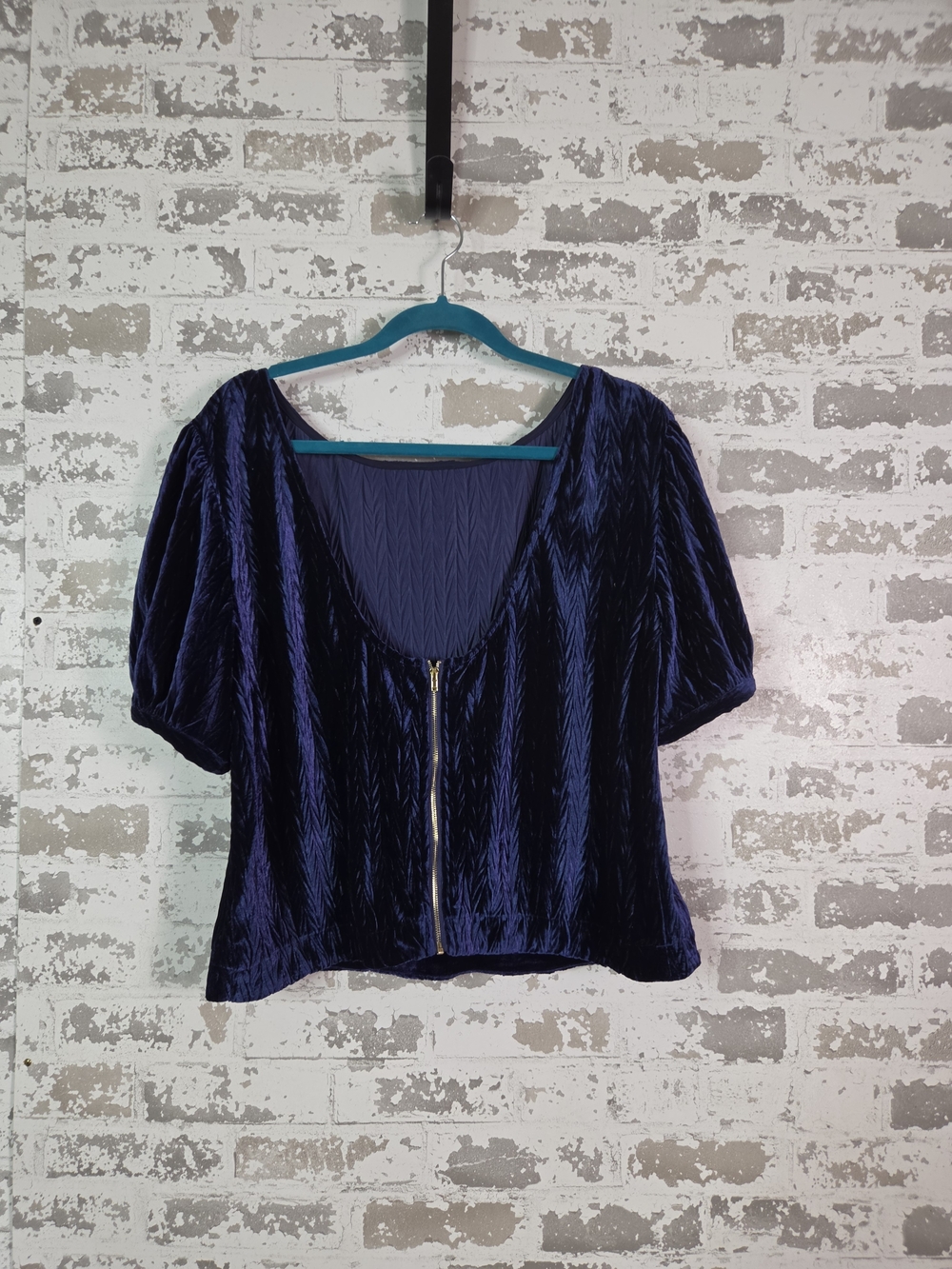 Velvet Zip-Front Puff Sleeve Top in Navy